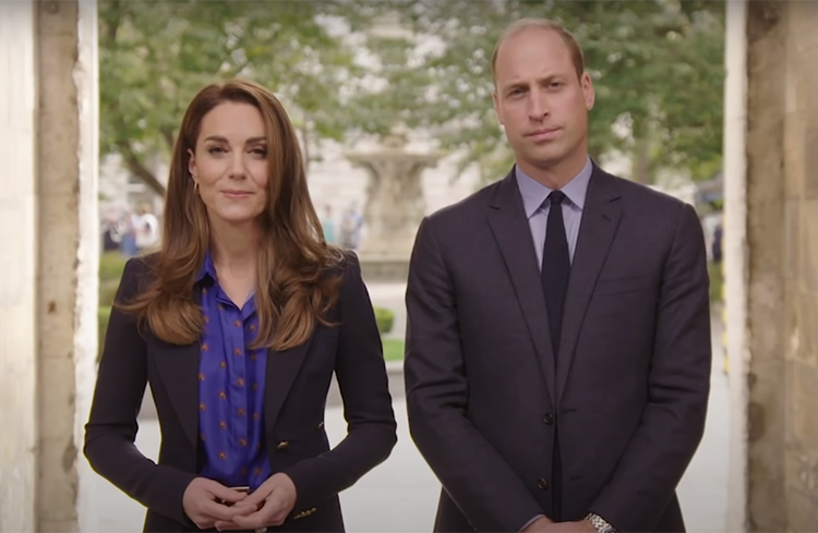 Кейт Миддлтон и принц Уильям вручили особенную награду сотрудникам службы здравоохранения Кейт Миддлтон и принц Уильям вручили особенную награду сотрудникам службы здравоохранения Монархи,Британские монархи