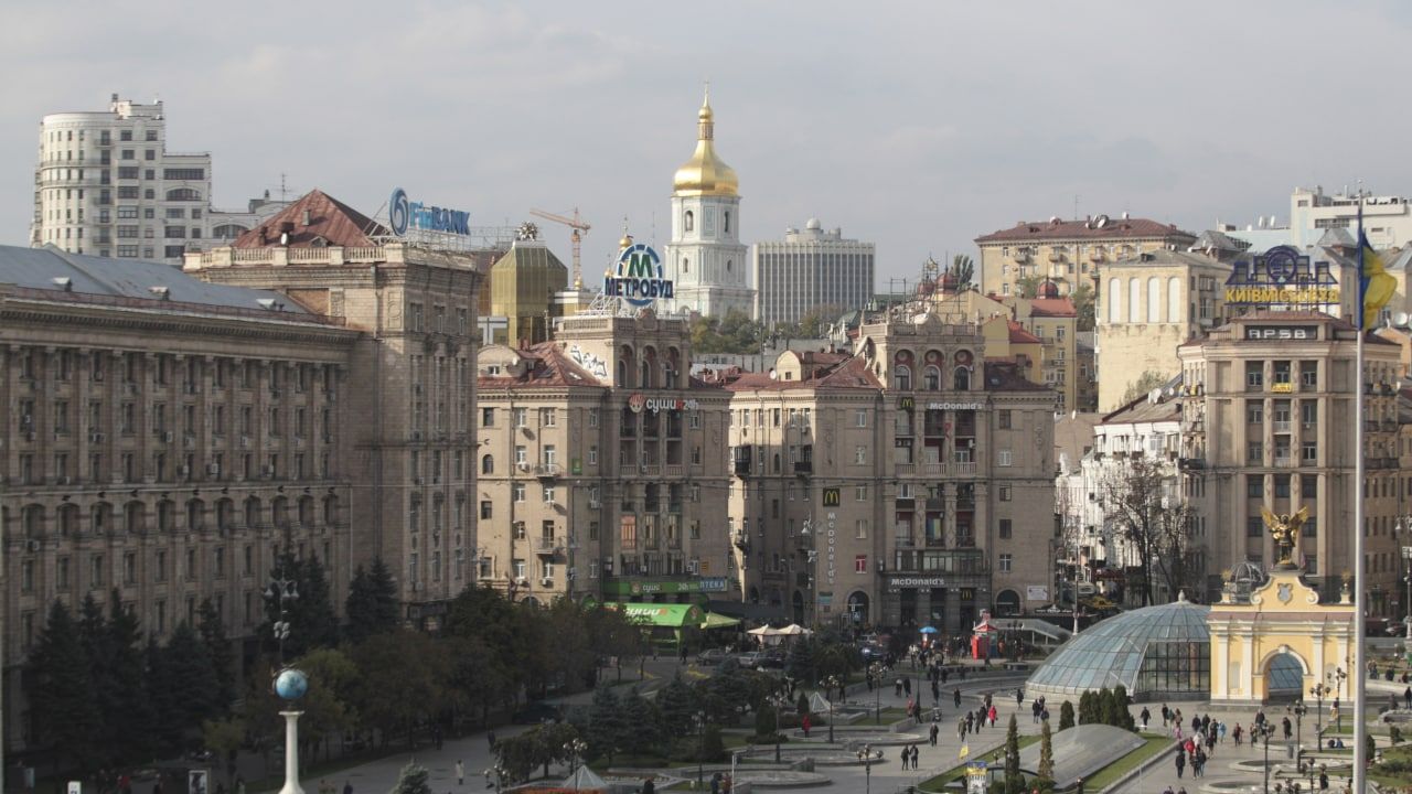 Киевские власти демонтировали дорожный знак с названием Московской улицы Общество,Украина