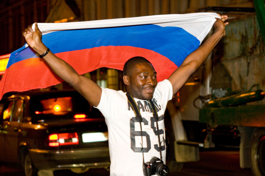 "Россия начала колонизацию Африки: Франция в гневе". Реакция иностранцев на видео с таким названием