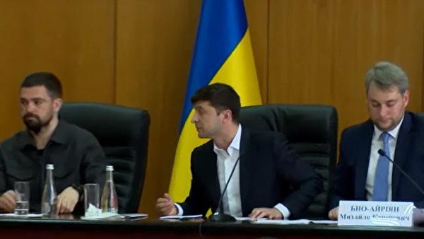 Президент Украины на совещании в Борисполе (Киевская область). Скриншот
