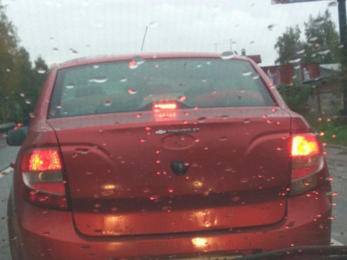 Дешево и не жалко! Поймут те, кто еще передвигается на российских автомобилях Дешево и не жалко! Поймут те, кто еще передвигается на российских автомобилях авто