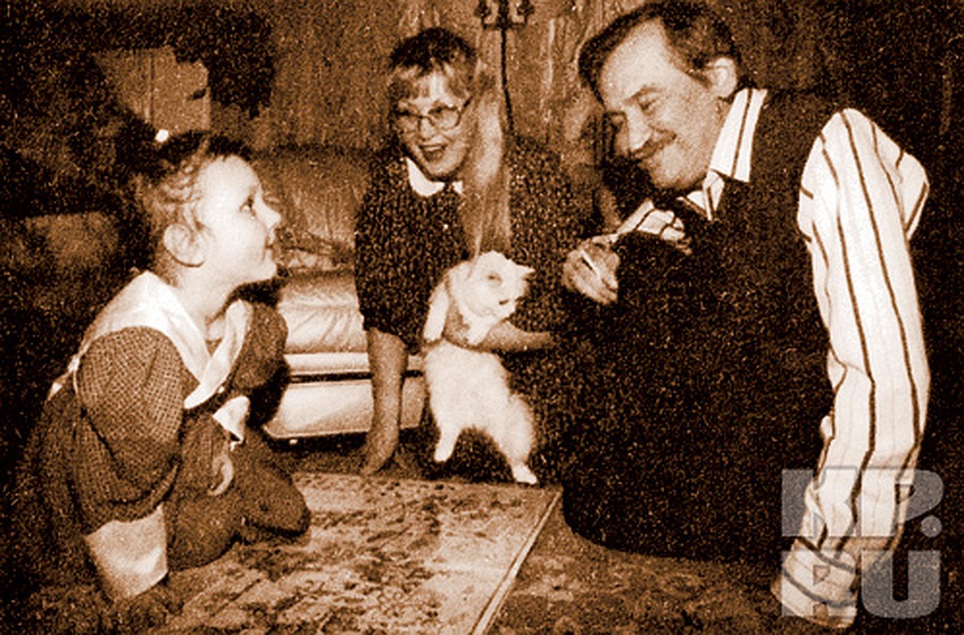 В нем все, что надо знать о любви... В нем все, что надо знать о любви... актер,звезда,Леонид Филатов,наши звезды,шоубиz,шоубиз