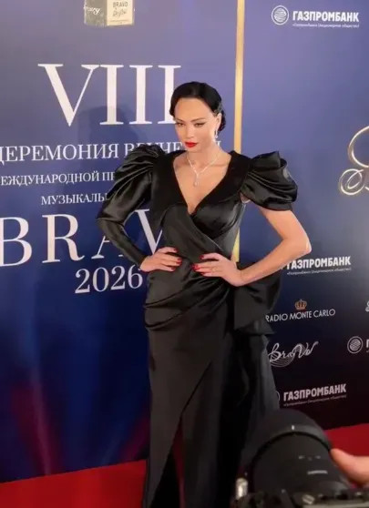 Алсу, Лариса Долина, Аида Гарифуллина с мужем Алексеем Воробьёвым и Ирина Винер посетили премию BraVo платье, СамбурскаяНастасья, Винер, Жасмин, Севиль, Мельникова, Алексеем, мужем, Лариса, Большом, жанре, танцам, чемпионат, прошёл, Москве, МельниковаЖасминРанее, МотМария, МельниковаМария, Strip, ВинерМария