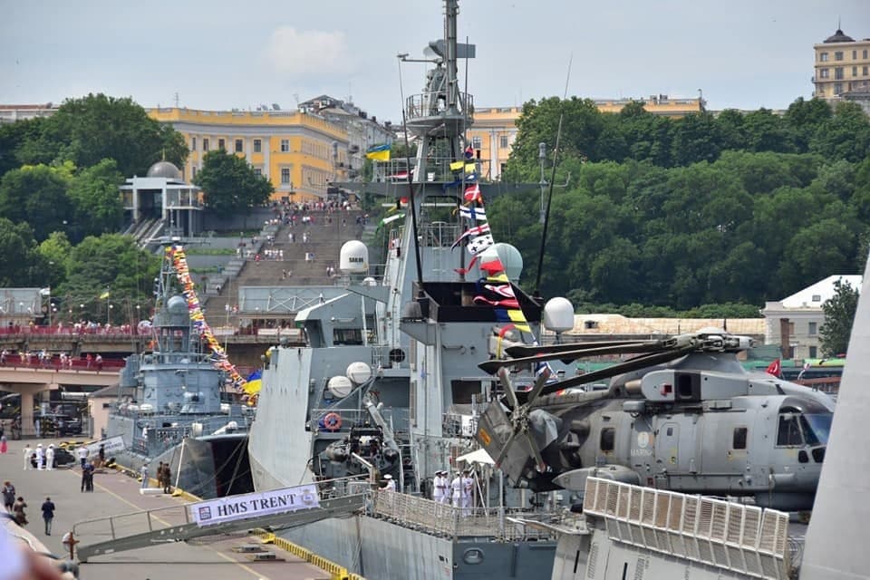 Зеленский в Одессе: Мама «царя еврейцев» была права… украина