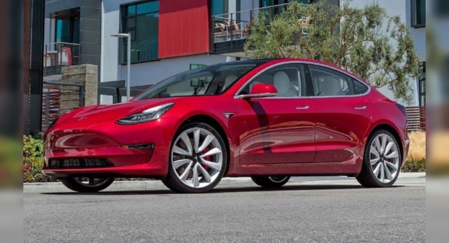 Tesla представила интерьер обновлённого электрокара Model 3 Автомобили