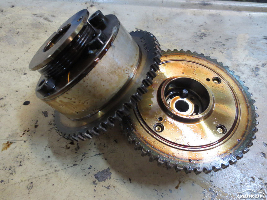 Плохо, что распредвал не резиновый, но еще хуже, когда масло грязное Плохо, что распредвал не резиновый, но еще хуже, когда масло грязное автомастерская,распредвал,ремонт,советы