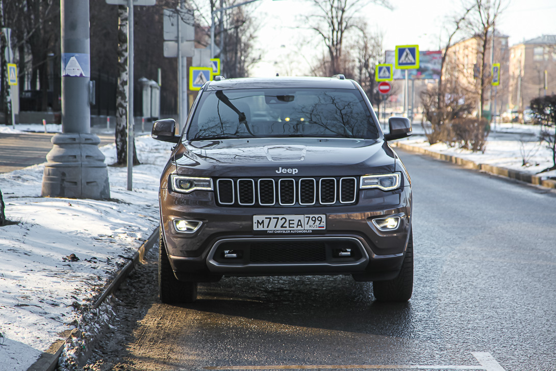 Тест-драйв: Jeep Grand Cherokee Overland Grand, Cherokee, Overland, конечно, Trailhawk, больше, могут, комплектации, стороны, никаких, автомобиля, например, более, сильно, одной, водителя, сразу, можно, внедорожника, много