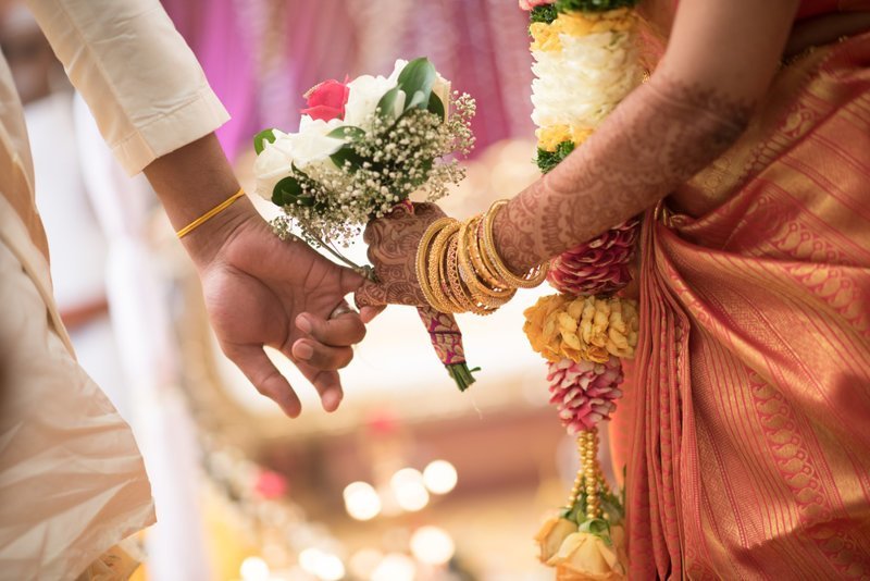 Муж подал на развод, после того как впервые разглядел лицо своей жены indian, молодожены, невеста, развод, свадьба