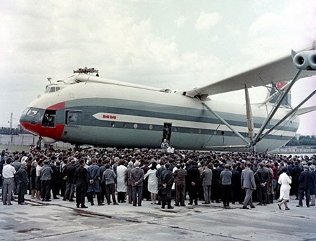 Самый большой вертолет в мире: как советский «Гомер» ошарашил США