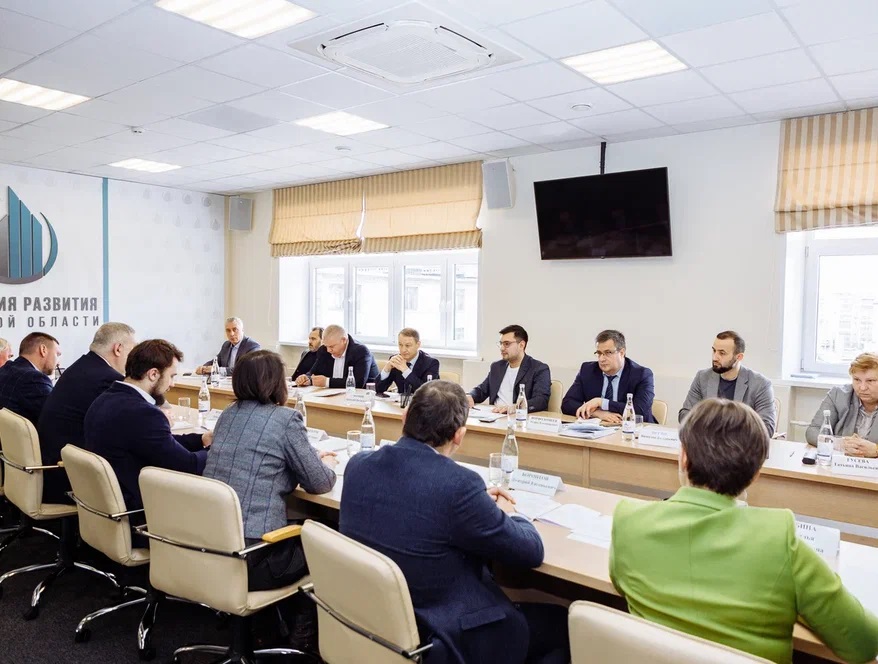Комитет Облдумы по экономическим вопросам провёл выездное заседание в Корпорации развития Рязанской области