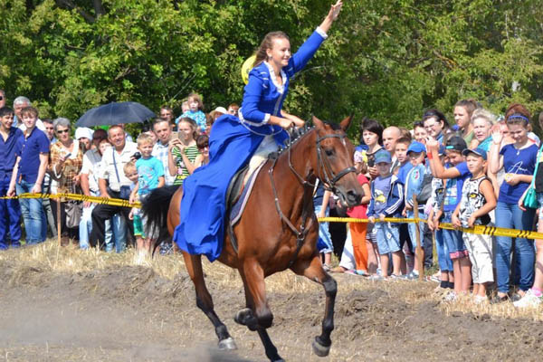 Погода в ольховатке воронежской на 10 дней. Сахарная Слобода Ольховатка. Фестиваль "сахарная Слобода" в Ольховатке Воронежской. Парк в Ольховатке Воронежской области. Ольховатка парк Ольховатский район Центральный.