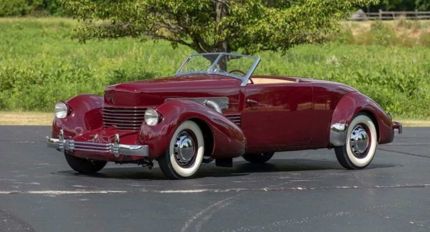 Редкий кабриолет Lancia из 1940-х, проехавший 356 километров, выставили на торги