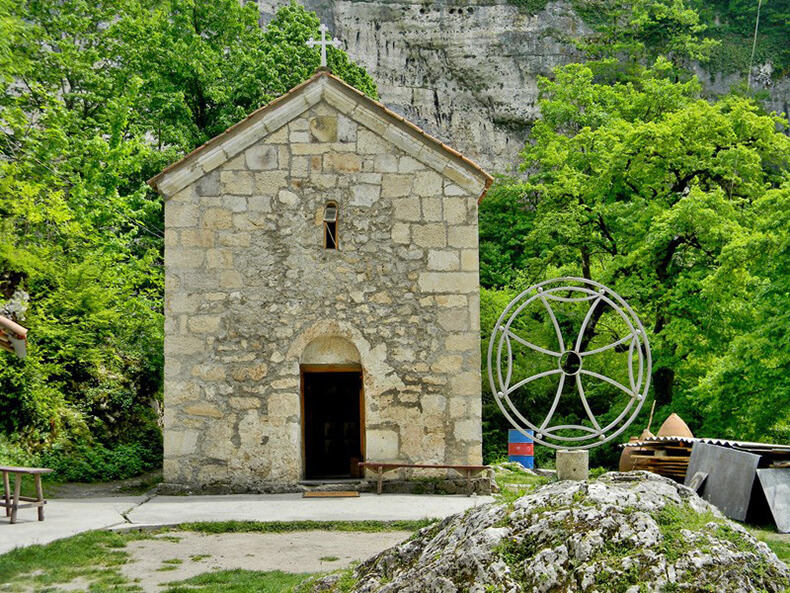 Кацхийский столп