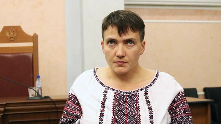 Надя Савченко ищет себя Надя Савченко ищет себя опять, власти, всплыла, исчезла, иконой, опричники, потом, стране, любимой, кудато, оппозиция, когда, разные, главное, прочим, мцырь, погулять, тиран2020, годКорова, довольное