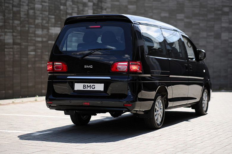 В Белоруссии стартовали продажи клона Mitsubishi Delica Space Gear местной сборки — от 1,65 млн рублей