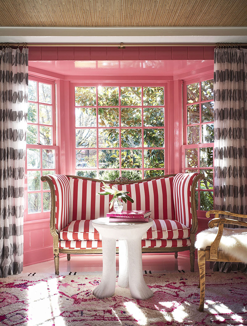 Чудесный дом дизайнера Janie Molster, в котором очень любят розовый цвет американский стиль