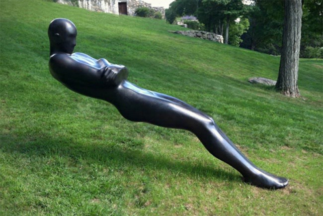 20 скульптур, которые бросают вызов гравитации