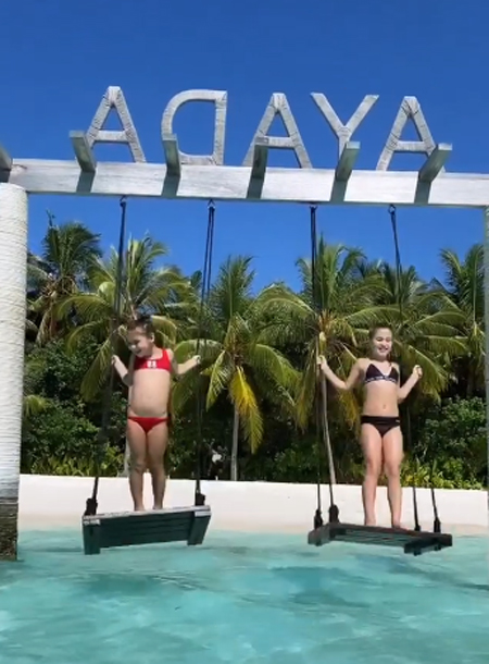 Джиган и Оксана Самойлова с детьми отдыхают на Мальдивах вместе с семьей Тимати Джиган и Оксана Самойлова с детьми отдыхают на Мальдивах вместе с семьей Тимати Звезды,Новости о звездах