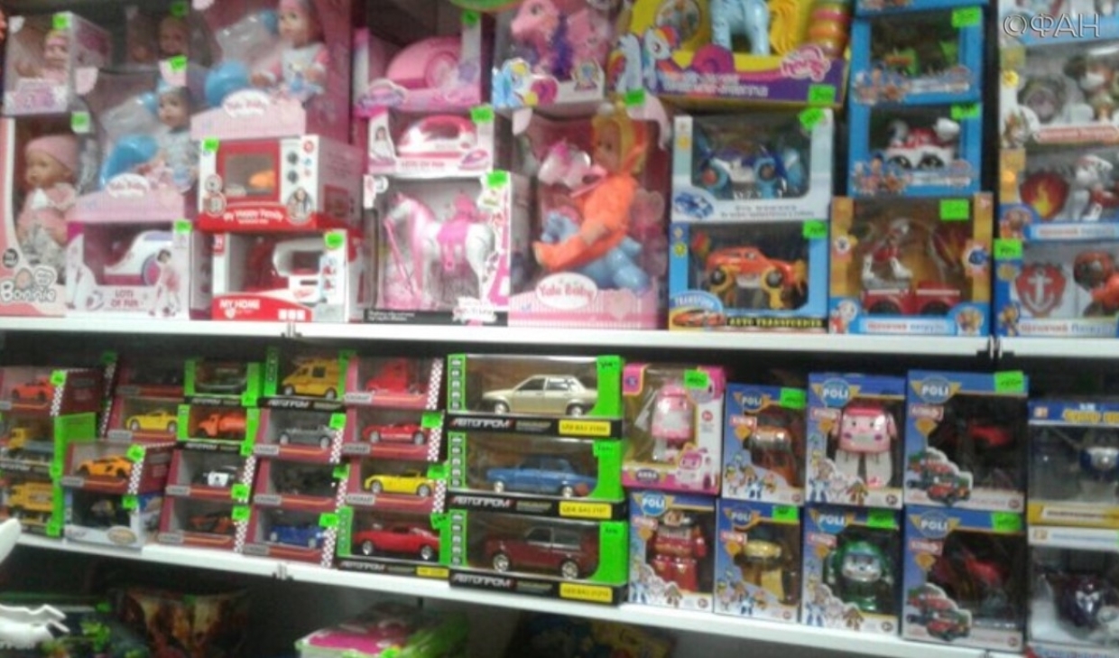 Украина резко ограничит продажу детских игрушек из России и Китая
