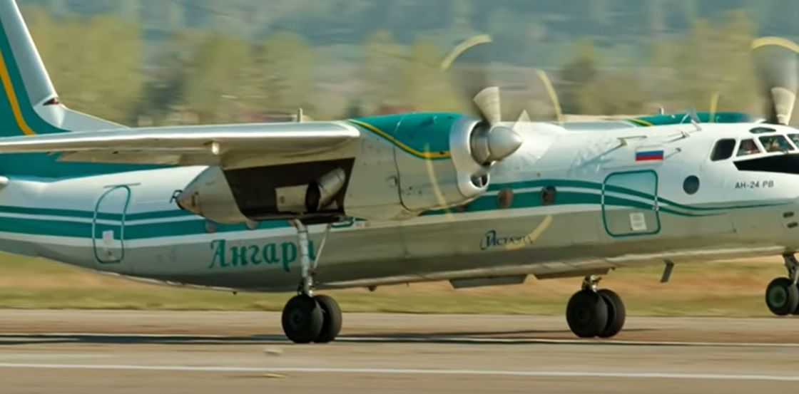 Пилоты посадили самолет со сломанным крылом в Иркутской области