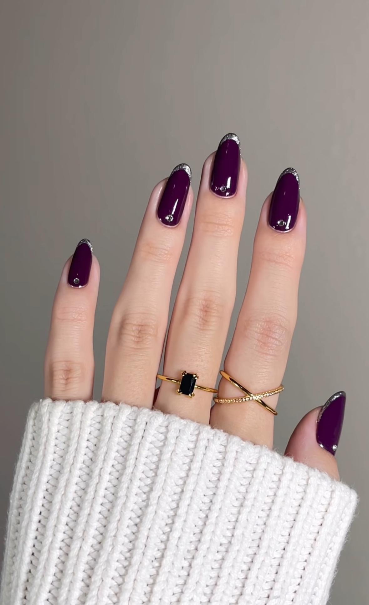 Денежный маникюр на декабрь 2025