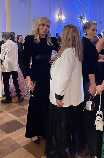 Юбилейный Бал дебютанток Tatler прошел в формате COVID-free, но без масок — и это никого не напугало Новости