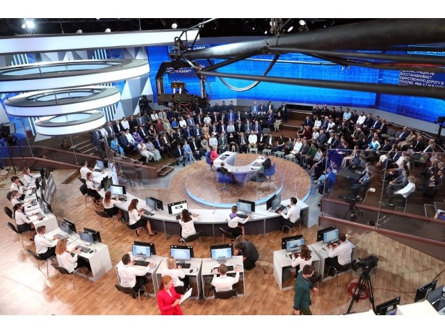 «Кто-то недоработал»: Сибирь на «прямой линии» с Путиным россия