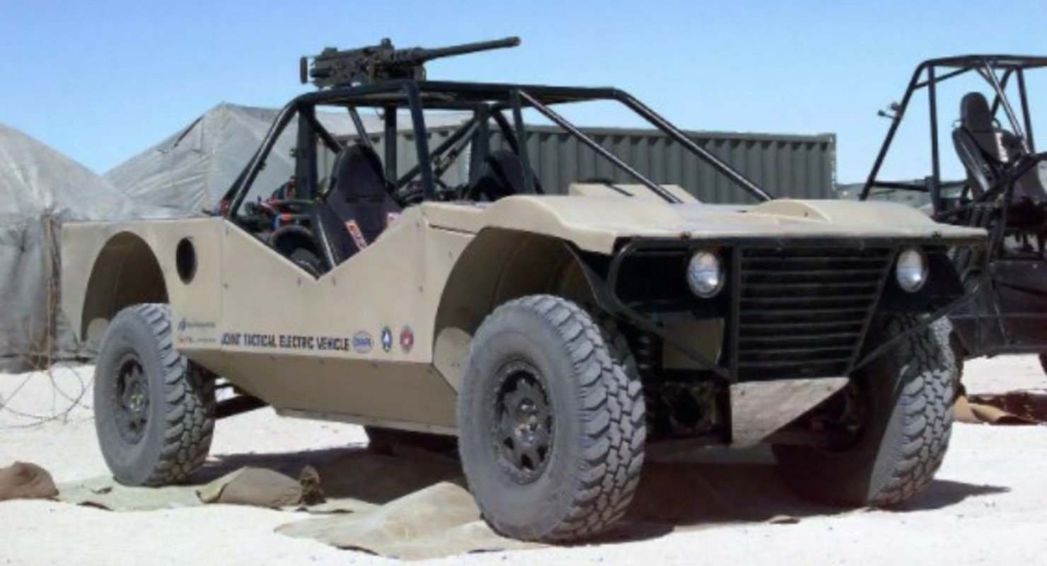 В армии США постепенно избавляются от техники, оставляющей углеродный след