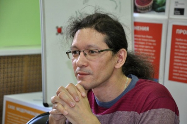 Чтобы выпустить свою книгу, писателю остаётся искать спонсоров.
