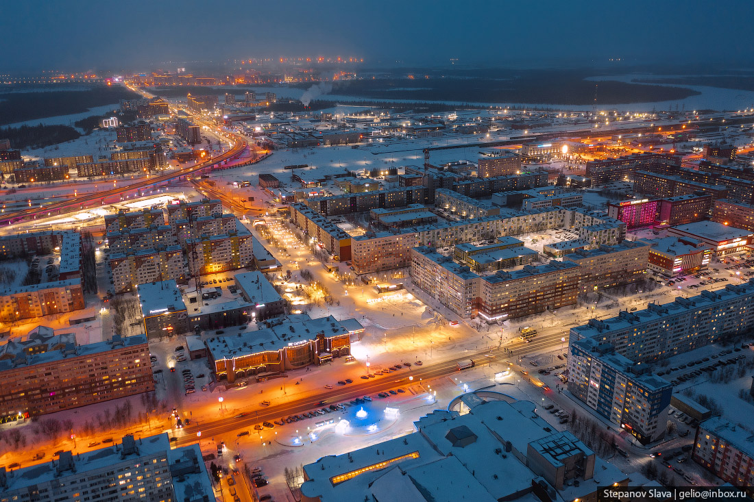 новый уренгой, городская площадь, с высоты