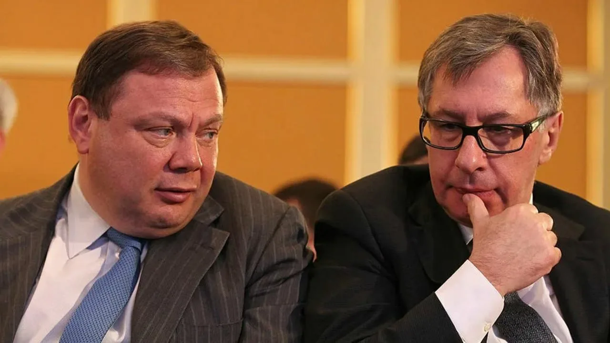 ЭКОНОМИКА И ОБЩЕСТВО 1. Средняя цена) российской нефти Urals в марте составила $70,34 за баррель. Относительно февраля она увеличилась на $2,01, или на 2,94%.-4