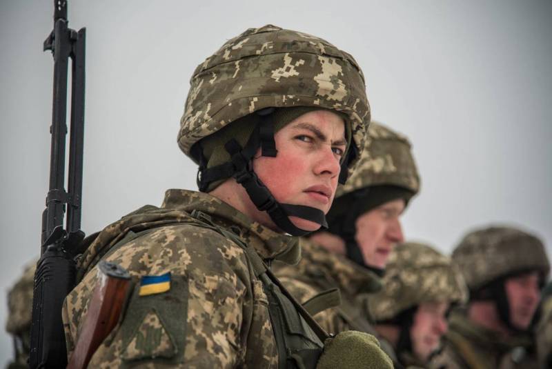 Украинские военные в Северодонецке во время построения массово отказались выходить на огневые позиции Новости