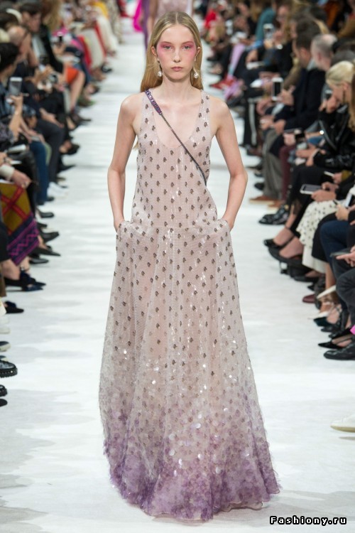 Valentino Весна-Лето 2018 Valentino Весна-Лето 2018