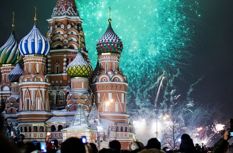 Гулянья люди, мнение, новый год, праздник, русские, традиция