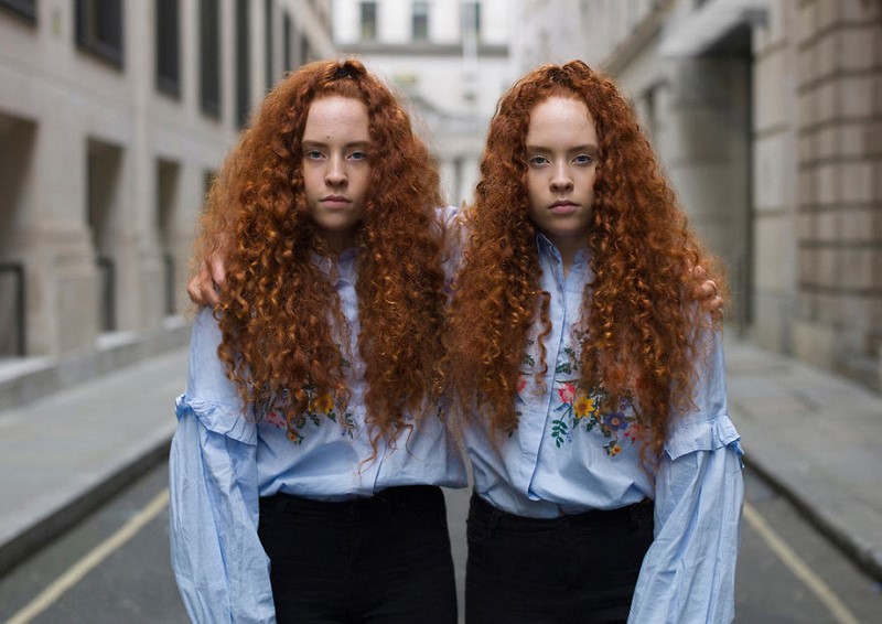 «Сходства и различия»: мощный фотопроект о непохожести однояйцевых близнецов