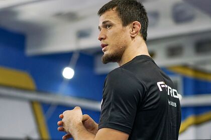 Двоюродный брат Нурмагомедова одержал победу в первом бою в Bellator