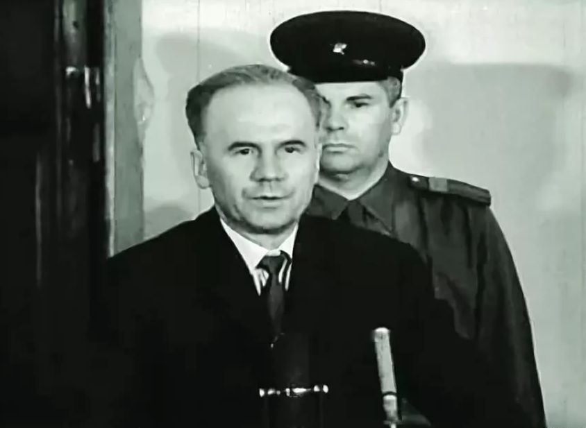 Стремительный взлёт и «почётная ссылка» Владимира Семичастного история