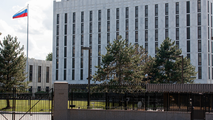 Путина свергнуть, черноморских моряков наказать, флот США ввести: За что Рона Джонсона не пустили в Россию Путина свергнуть, черноморских моряков наказать, флот США ввести: За что Рона Джонсона не пустили в Россию геополитика