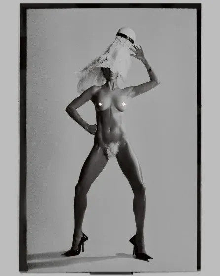 Юлия Коваль полностью обнажилась в новой фотосессии КовальЮлия, Коваль, любит, публику, когда, голой, бадминтон, бизнесмена, 2019м, разбежалась, ревности, общий, бывших, возлюбленных, улице, 11летний, Тимофей, известна, числе, тогда