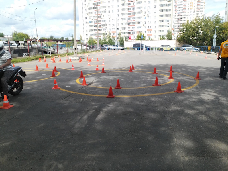 Мото дмитровское шоссе. Автошкола старт площадка Юрловский проезд. Пяловская 21 площадка. Юрловский проезд площадка. Площадка ГАИ экзамен Строгино.