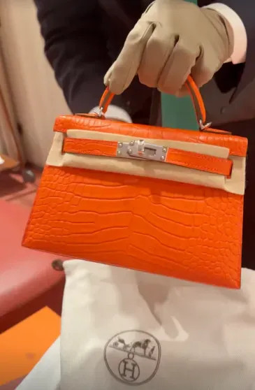 Круизы, бикини и выставки: где и как отдыхают Ксения Собчак, Кристина Романова с детьми, Виктория Лопырёва, Екатерина Климова и жена миллионера Инесса Шевчук Мухина, Ирина, дочерьюЕкатерина, Елена, Самойлова, Шевчук, Климова, Бондаренко, дочерьми, гуляет, Доронина, Инессы, Ксения, ШевчукФото, Кристина, Романова, ШевчукИнесса, Оксана, Расковалова, РомановаКристина