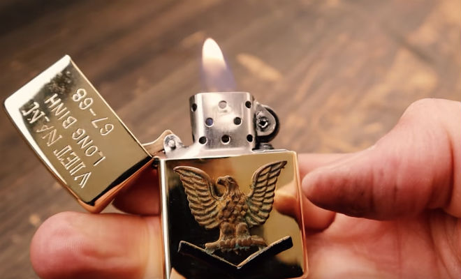 Зажигалка с вьетнамской войны: нашли ржавую и сделали как новую Зажигалка с вьетнамской войны: нашли ржавую и сделали как новую артефакт,вьетнамская война,зажигалка,зиппо,мастер,Пространство,раритет