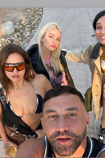 Ирина Шейк, Хейли Бибер, Кендалл Дженнер, Алессандра Амбросио гостят на фестивале Coachella Новости