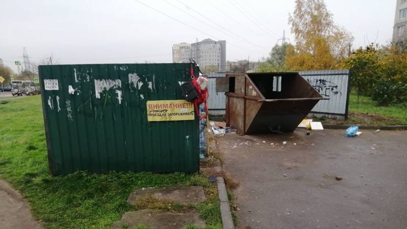 «Нам не нужна свалка под окнами»: жители Калининграда выступили против установки контейнеров