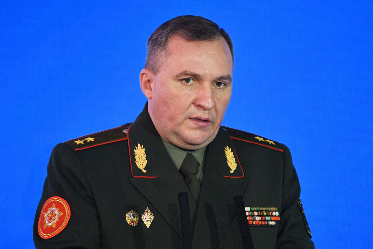 Глава минобороны Хренин: РФ не нужно поставлять дополнительное оружие Белоруссии