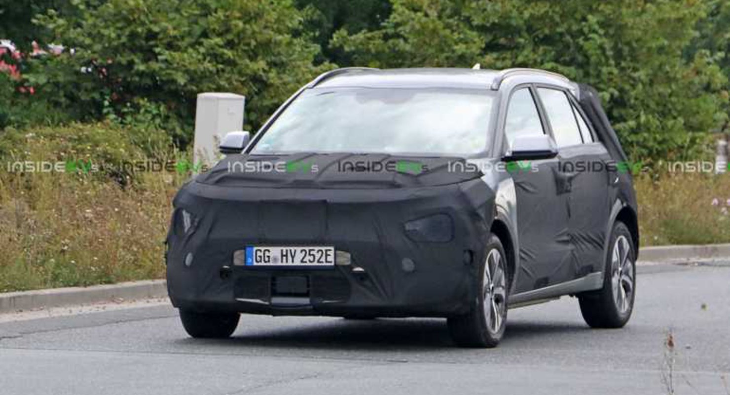 Kia E-Niro нового поколения впервые заметили на тестах Kia E-Niro нового поколения впервые заметили на тестах Автомобили