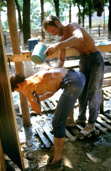 Даем сверх плана: советская молодежь 60-х Даем сверх плана: советская молодежь 60-х