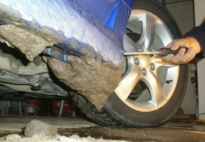 Зачем снимать брызговики на зиму: то, о чем не рассказали в автошколе авто и мото,водителю на заметку