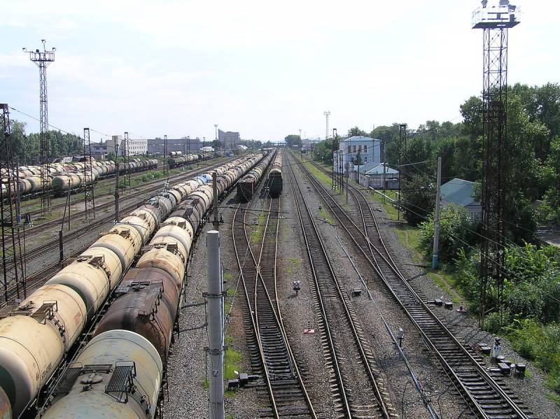 Польша передумала поставлять топливо Украине бесплатно