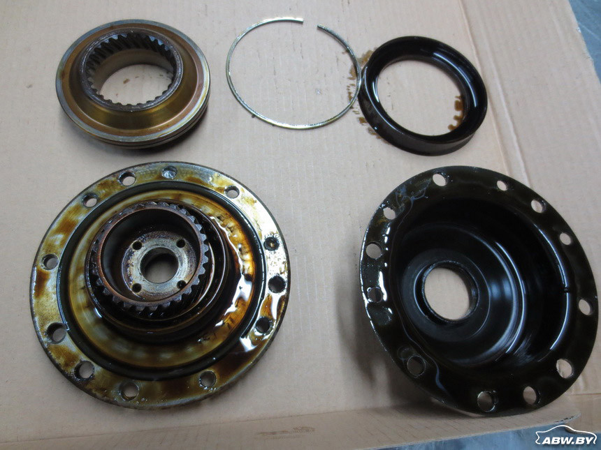 Плохо, что распредвал не резиновый, но еще хуже, когда масло грязное Плохо, что распредвал не резиновый, но еще хуже, когда масло грязное автомастерская,распредвал,ремонт,советы